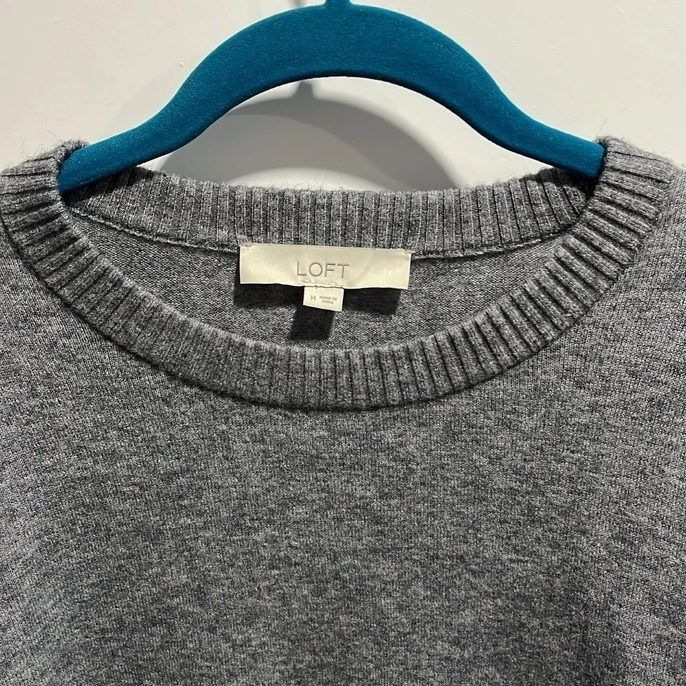 Ann Taylor LOFT Pleated Balloon Sleeve Soft Wool Blend Sweater